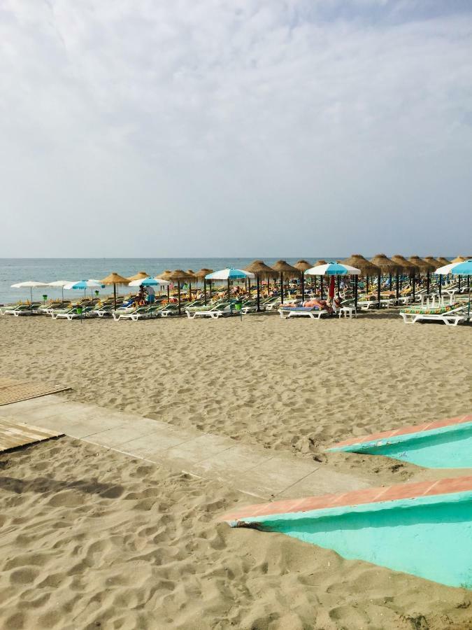 Carihuela Palace Beach Daire Torremolinos Dış mekan fotoğraf